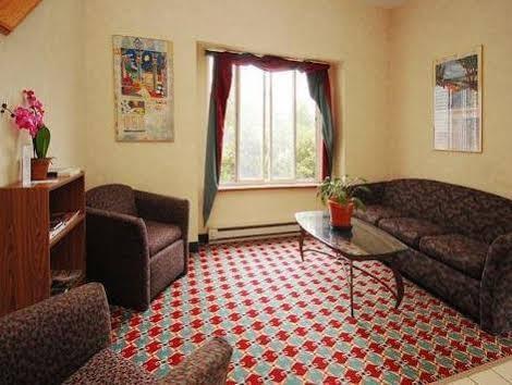 Rodeway Inn Willington North Екстериор снимка