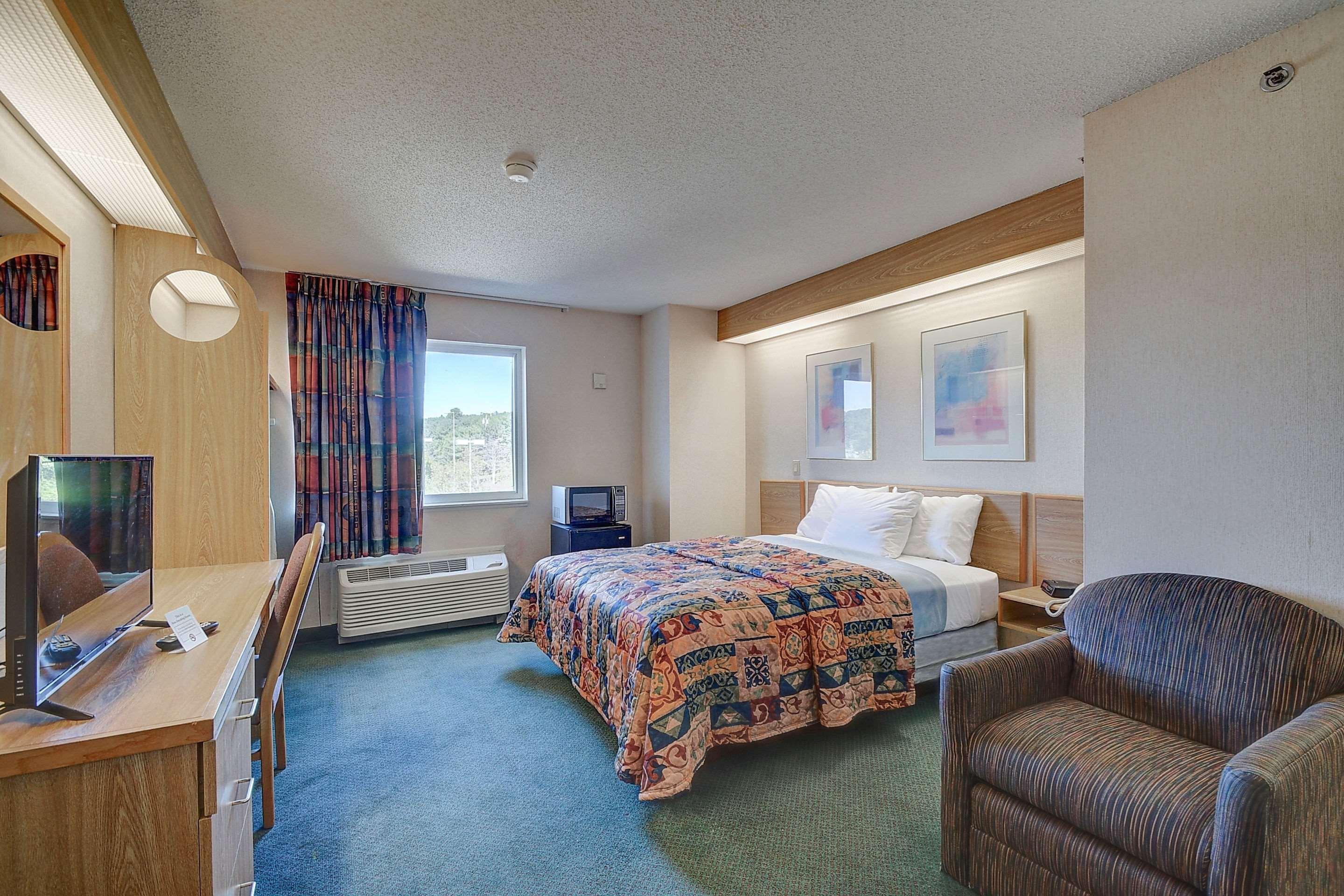 Rodeway Inn Willington North Екстериор снимка