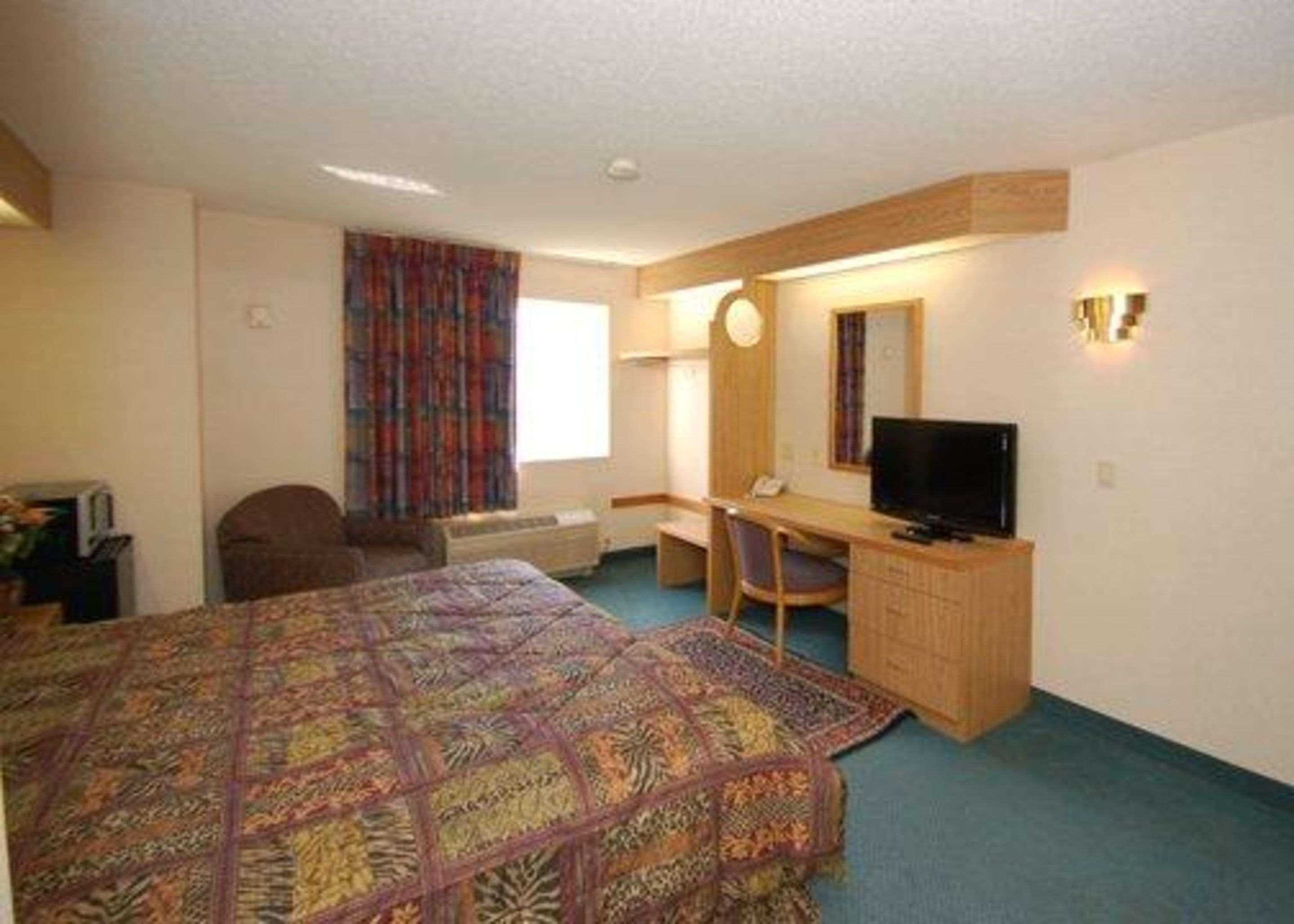 Rodeway Inn Willington North Екстериор снимка