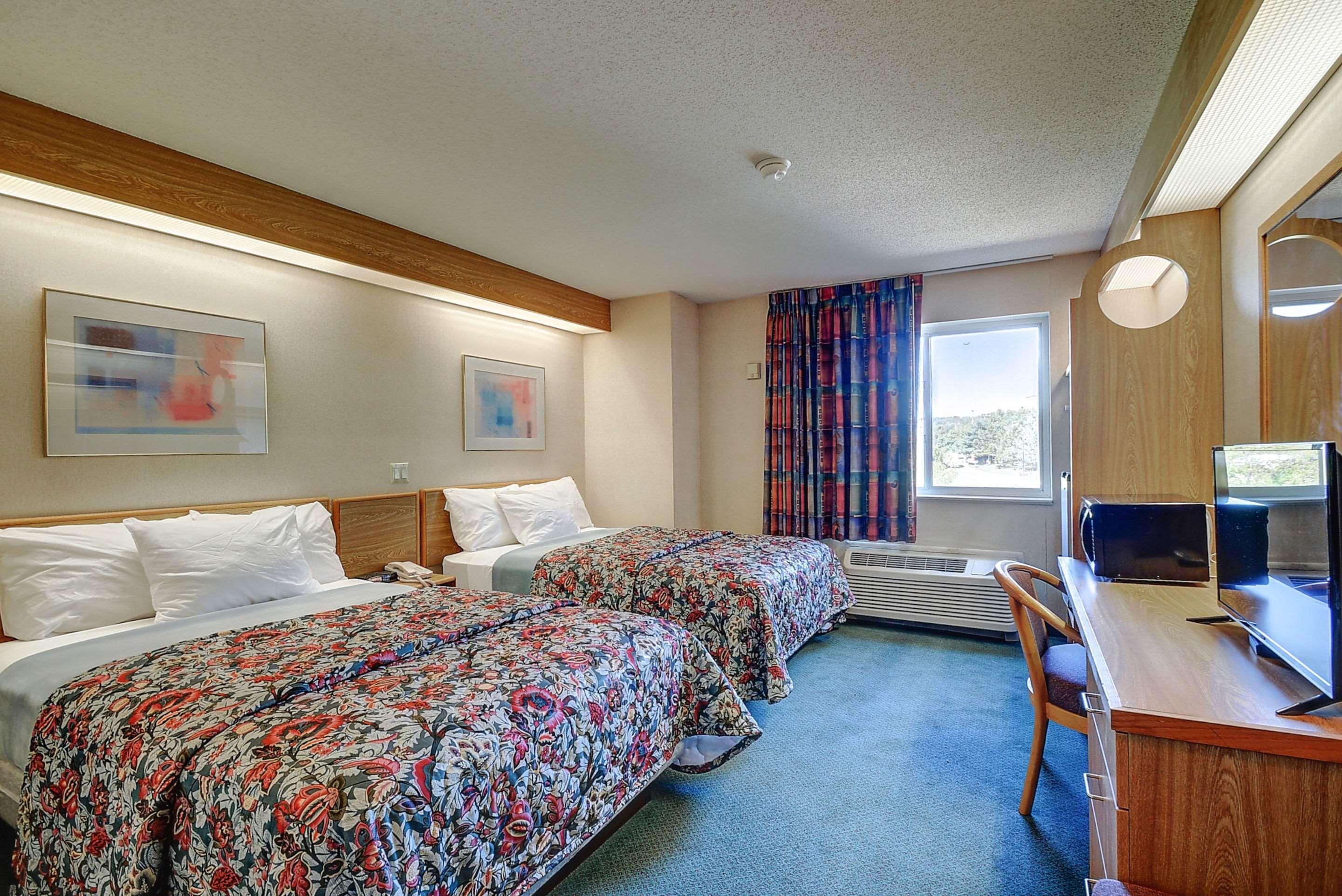 Rodeway Inn Willington North Екстериор снимка