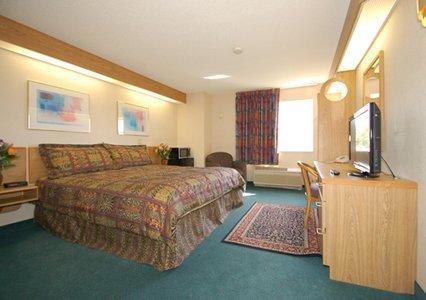 Rodeway Inn Willington North Стая снимка