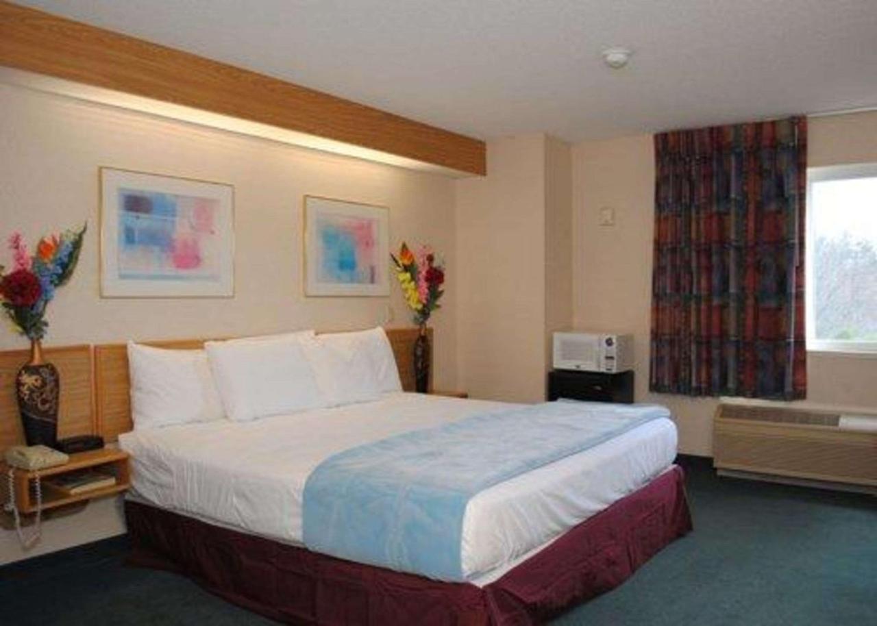 Rodeway Inn Willington North Екстериор снимка
